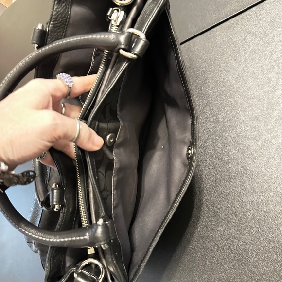 COACH Park Signature Large Carryall tote. F23292. Jacquard Fabric & Leather Trim - Picture 3 of 16